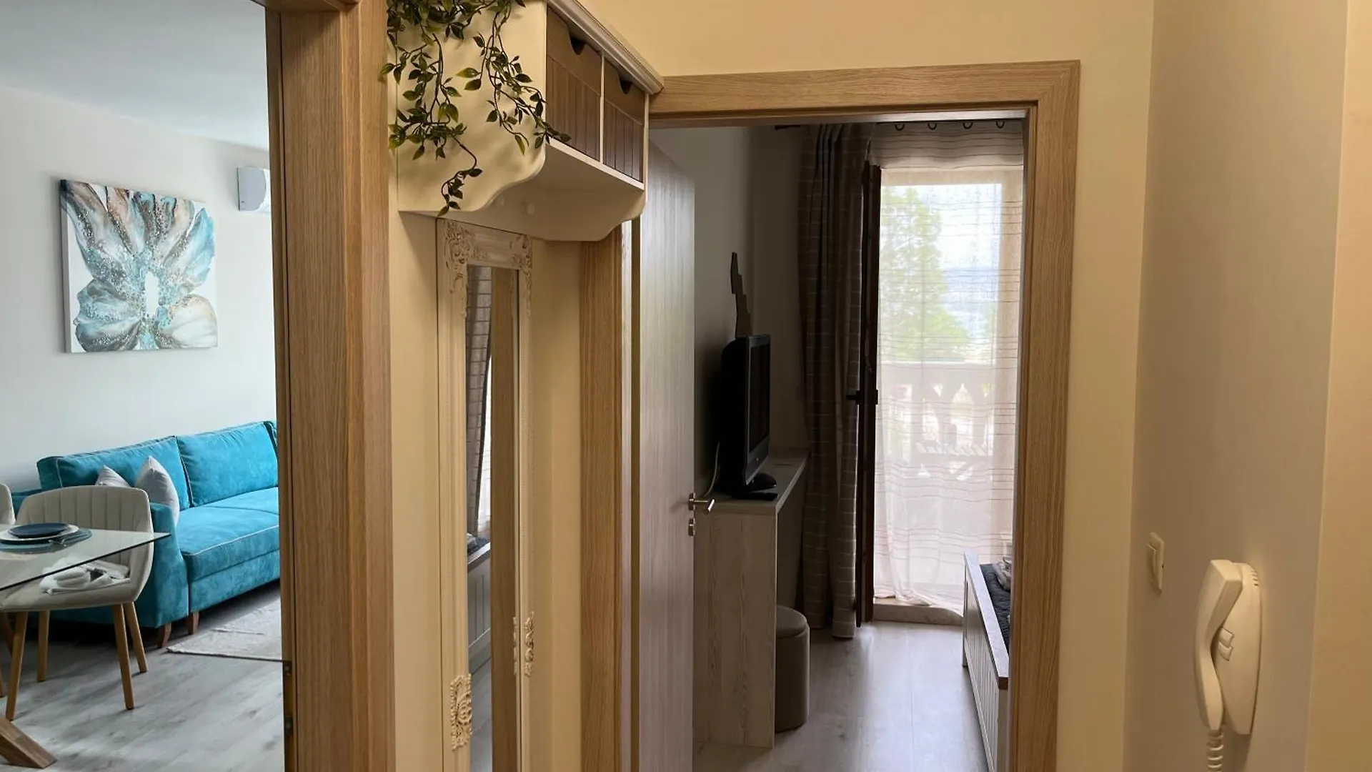 Elizi Summer House In Varna South Bay Beach 公寓
